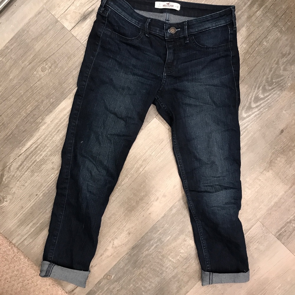Hollister capris jeans